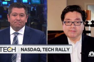Tom Lee doubles down on $100k year-end price target for bitcoin