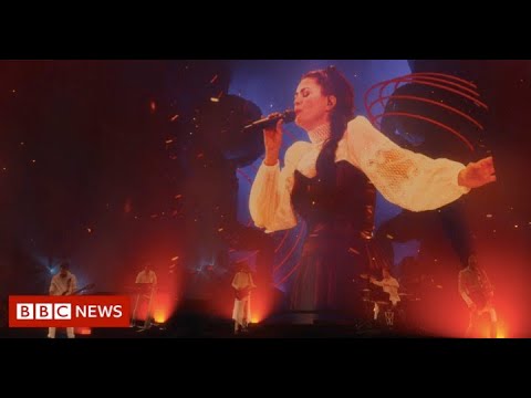 Is virtual reality the future of live music?  - BBC News