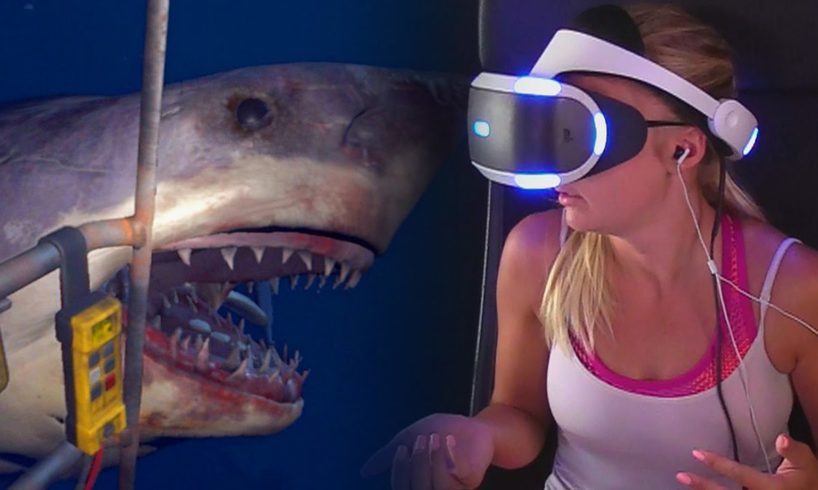 GIRLFRIEND PLAYS SHARK ATTACK ON PLAYSTATION VR