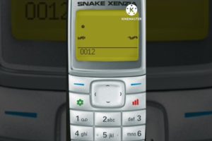 snake on smartphones