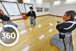 Professional Japanese Samurai Battle It Out In Virtual Reality (360 Video)