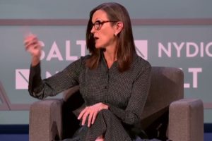 Cathie Wood Repeats $500,000 Bitcoin Price Target at SALT Conference & Talk Regulation - 9/13/2021