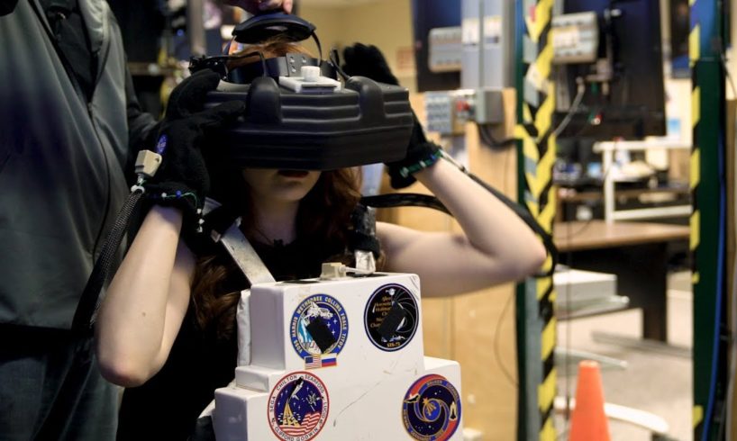 Walking through space in NASA’s Virtual Reality Lab