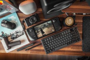 10 Premium Tech Gadgets & Accessories You Need to Try!